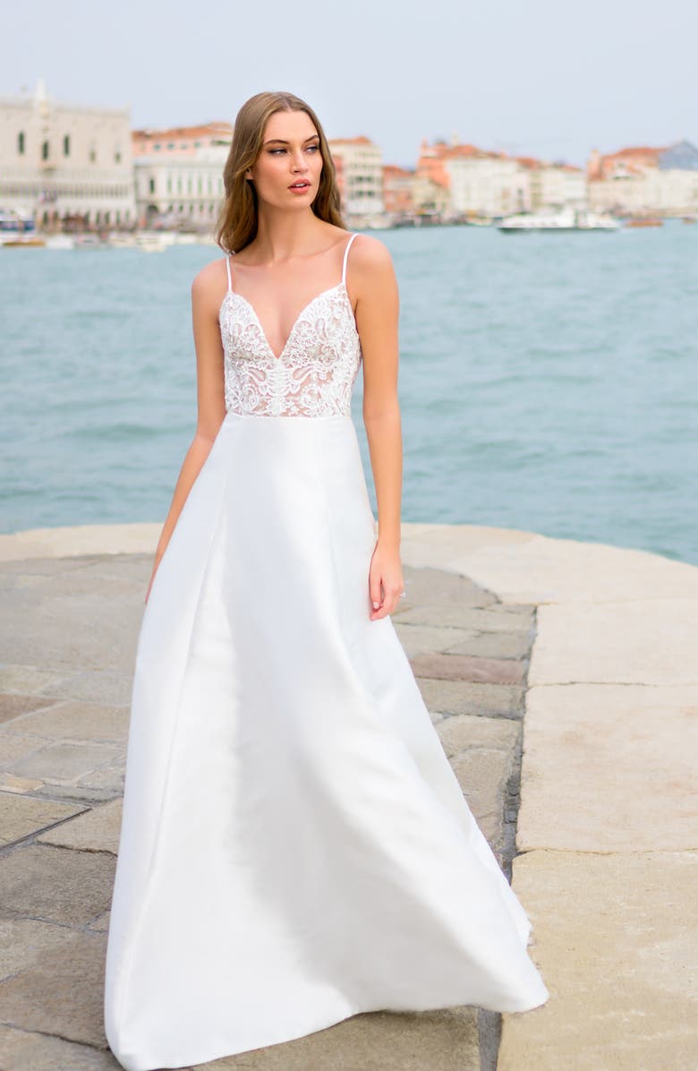 BLISS Monique Lhuillier Lace & Mikado Wedding Dress, Main, color,