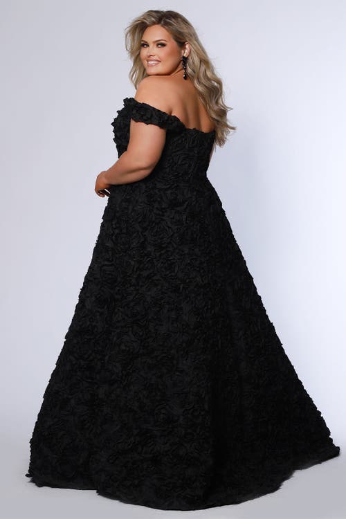 Sydney's Closet Off The Shoudler Rosette A-line Plus Size Evening Gown In Black