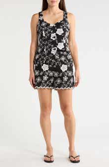 Ellen Tracy Floral Embroidery Shorts