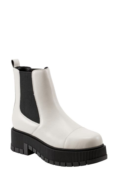 Bermuda Lug Sole Chelsea Boot (Women)