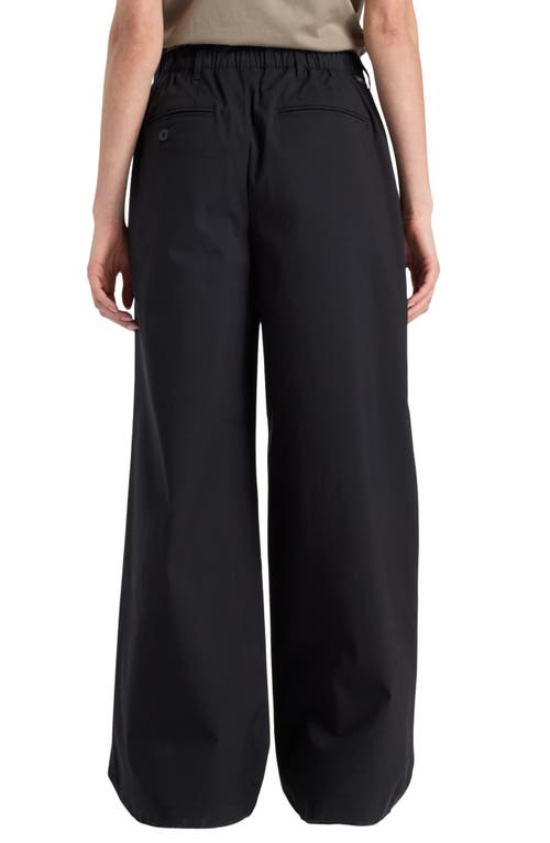 NEW BALANCE NEW BALANCE BOYLSTON PLEATED COTTON BLEND TWILL PANTS 