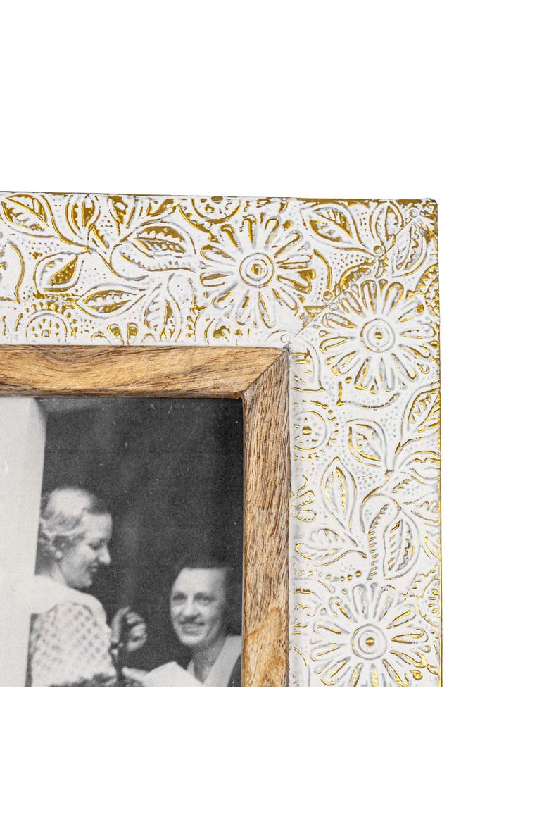 4x6 Frannie Antique Embossed White Wash Metal Photo Picture Frame w/ Glass Pane, Alternate, color, White