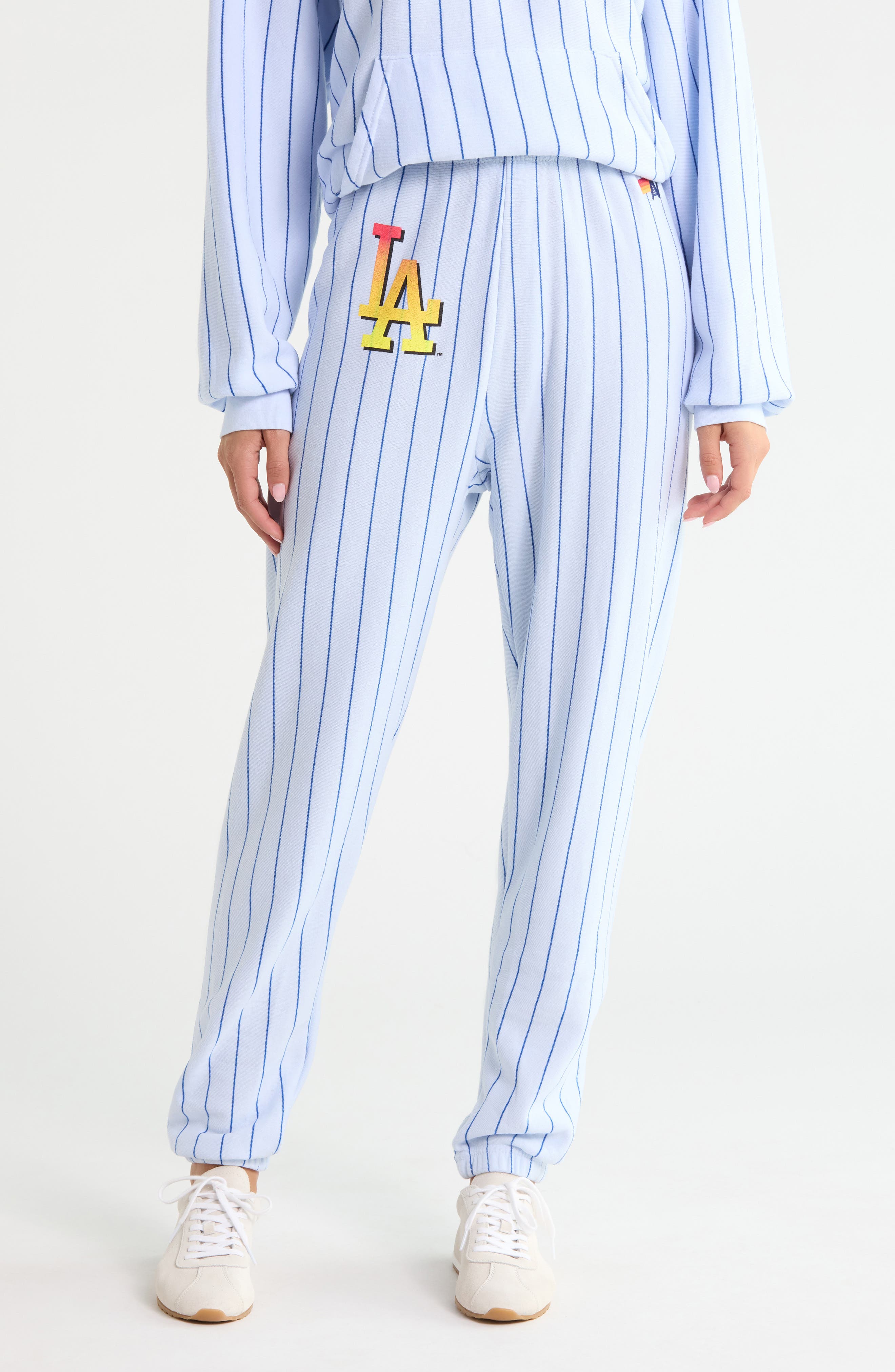 selected WHITE/ BLUE