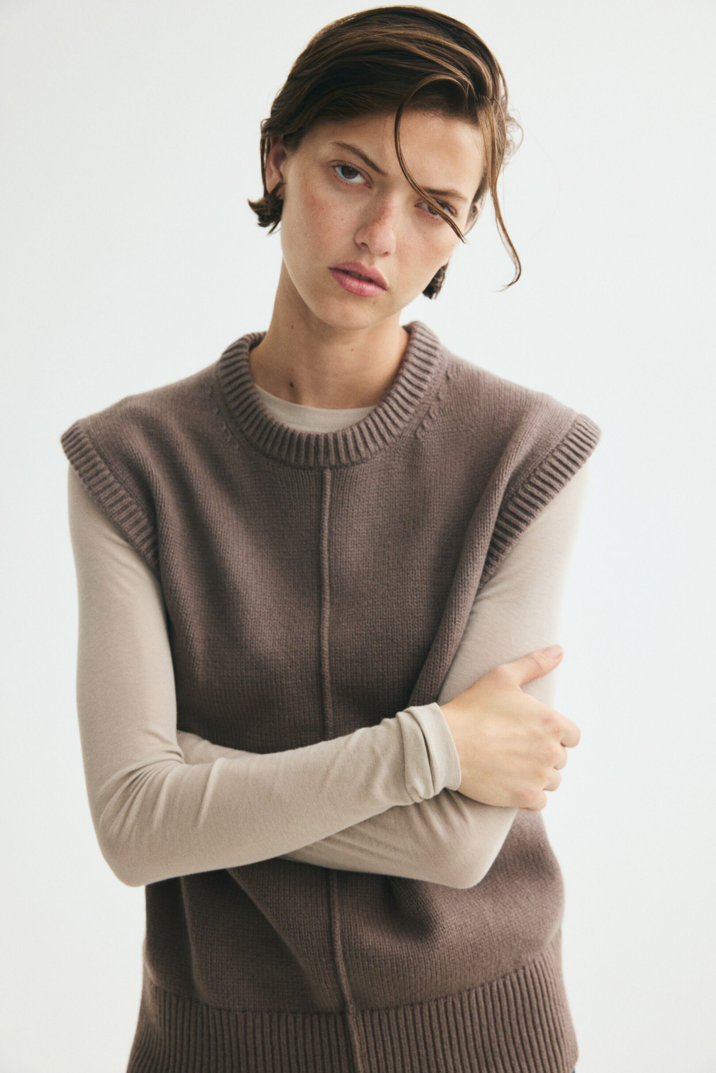selected Dark taupe