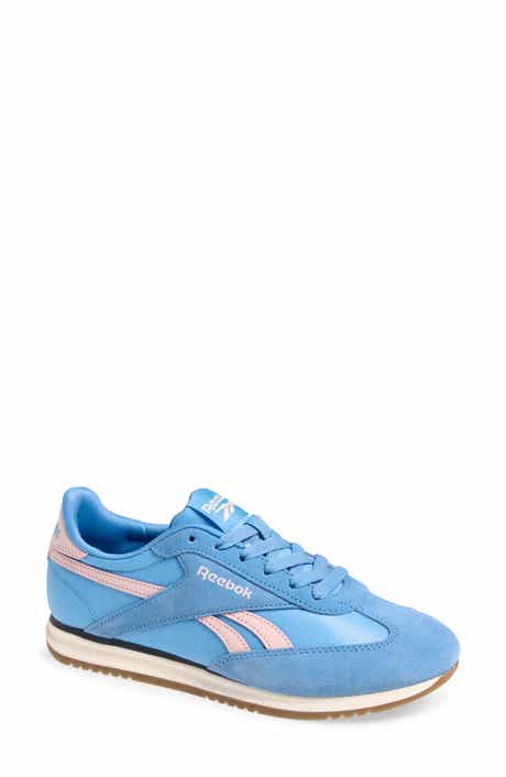 World 70 Sneaker