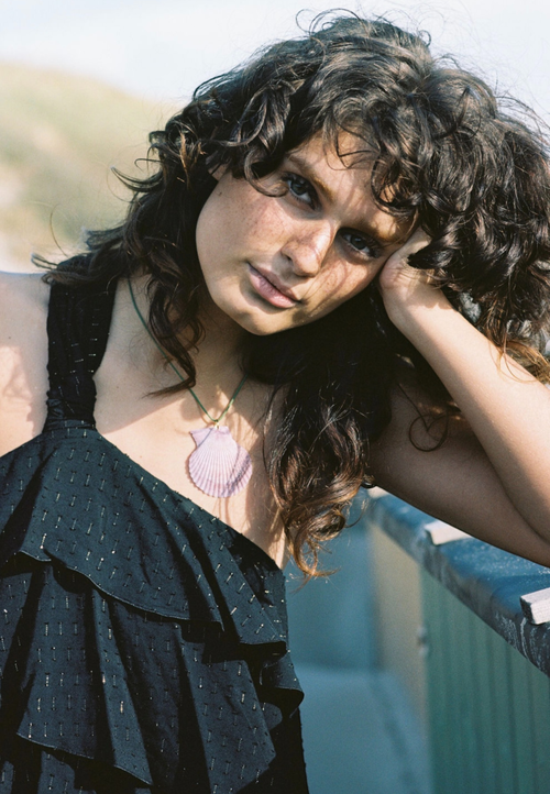 Sccollection Lily Necklace In Brown