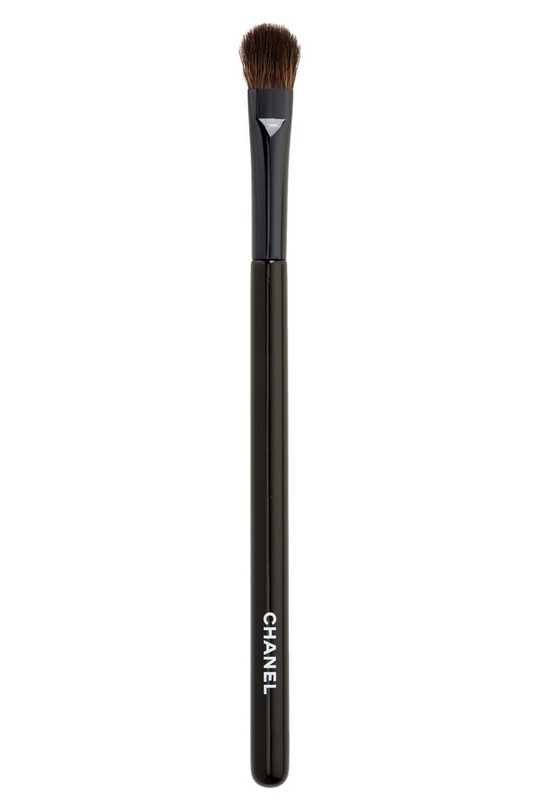 LES PINCEAUX DE CHANEL FLAT EYESHADOW BRUSH N°202, Main, color, NO COLOR