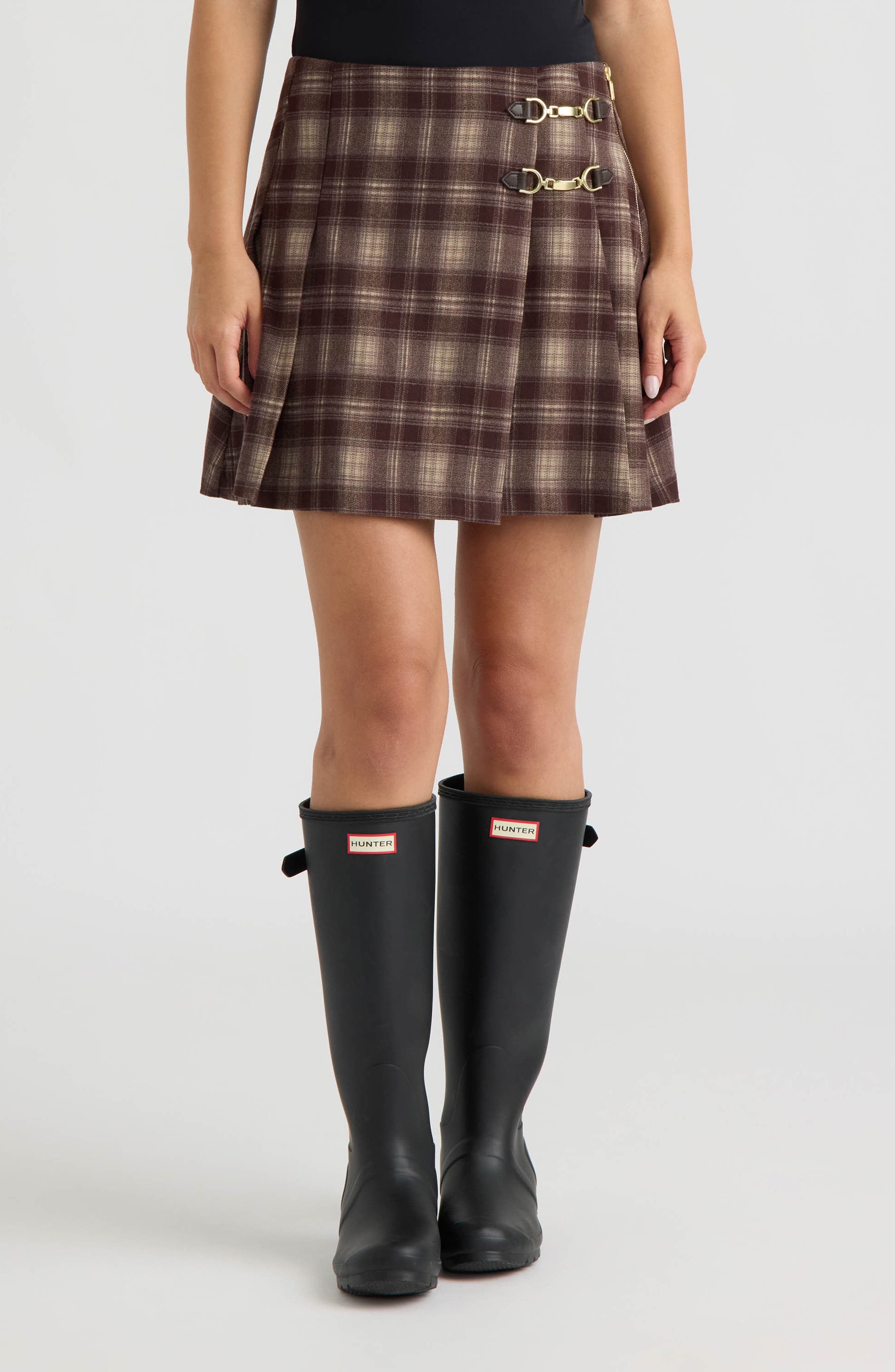 selected BROWN PLAID