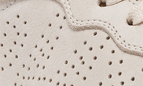 P448 Vert Sneaker