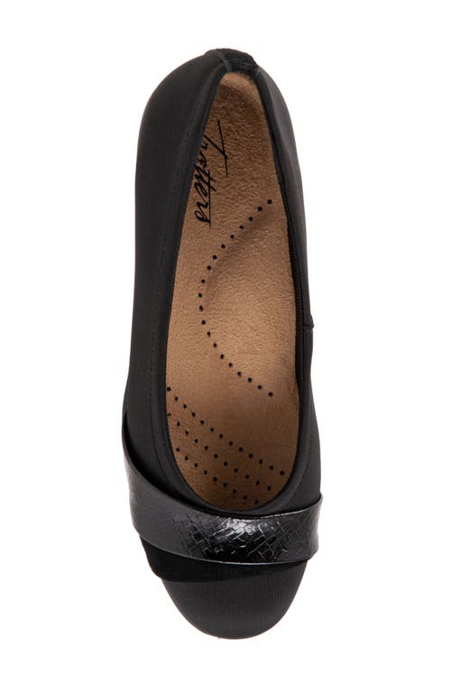 Trotters Danni Flat In Black