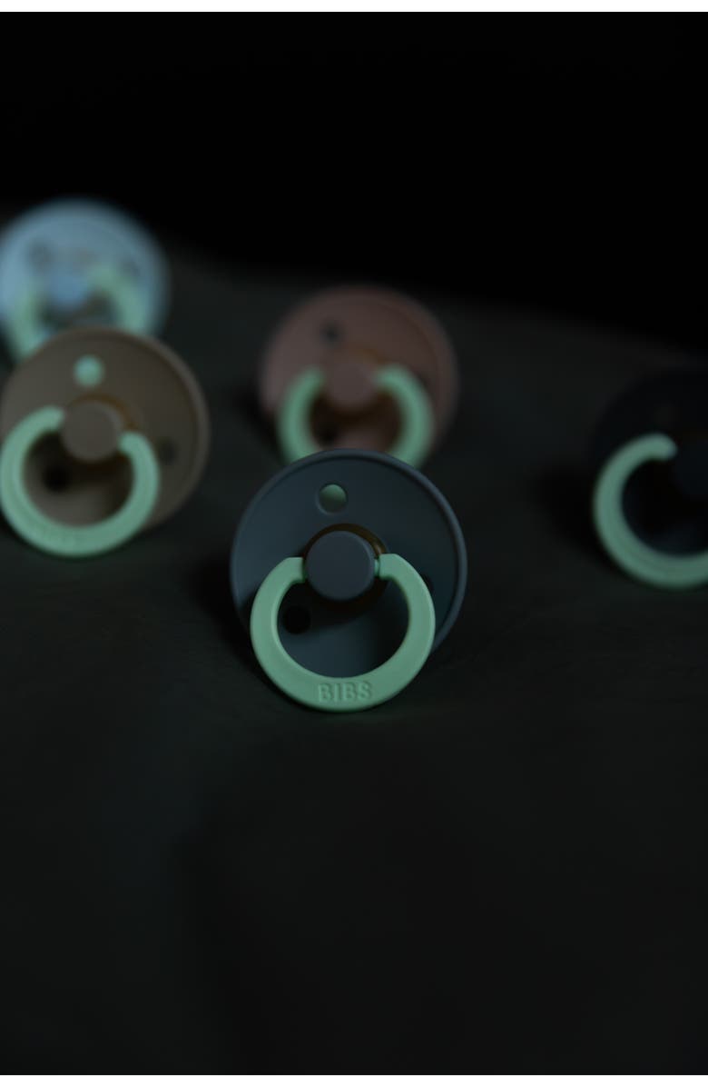 BIBS Kangaroo Cuddle Cloth & Glow Pacifier Set, Alternate, color, Ivory/ Sage