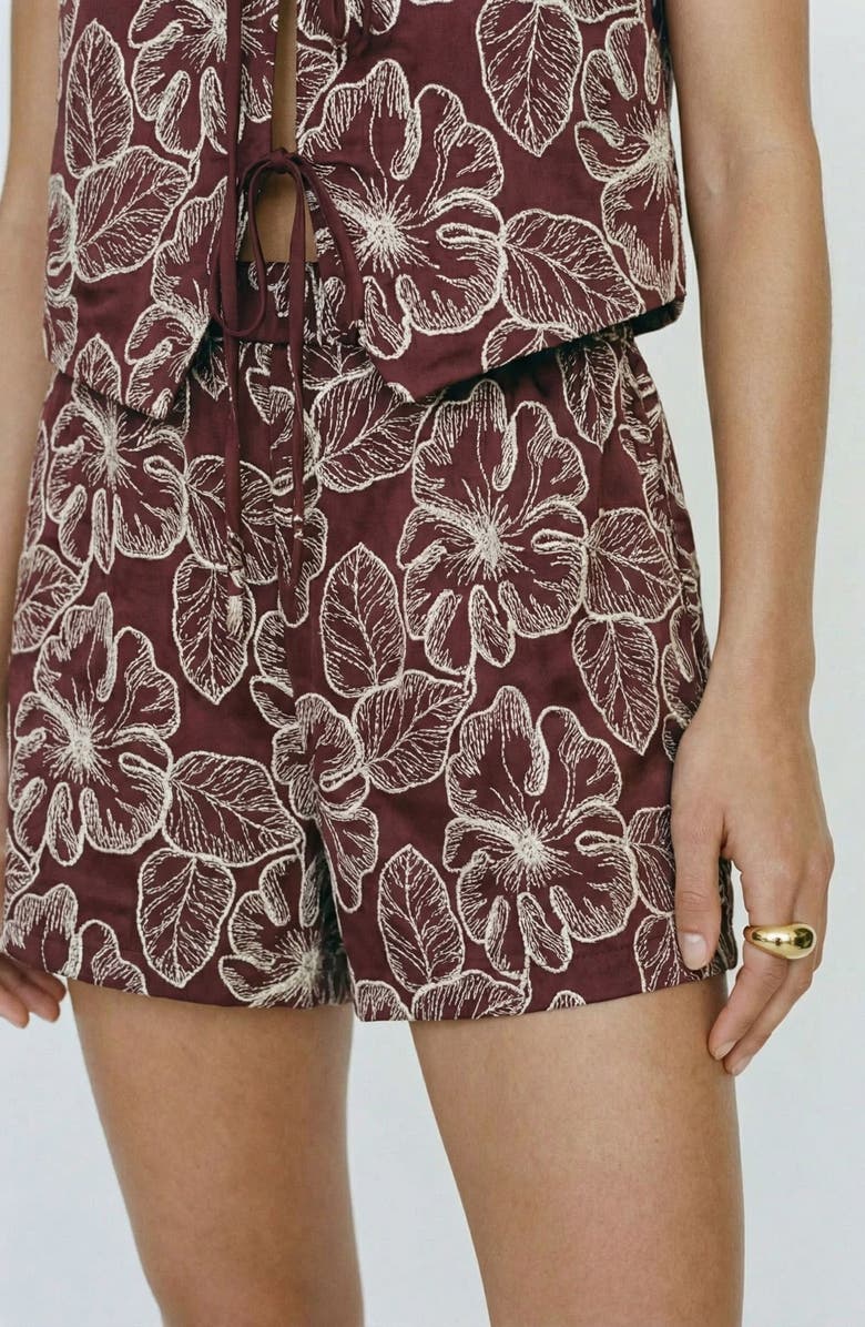 VERO MODA Millia Embroidered Shorts, Alternate, color, Andorra Detailoatmeal Embroide