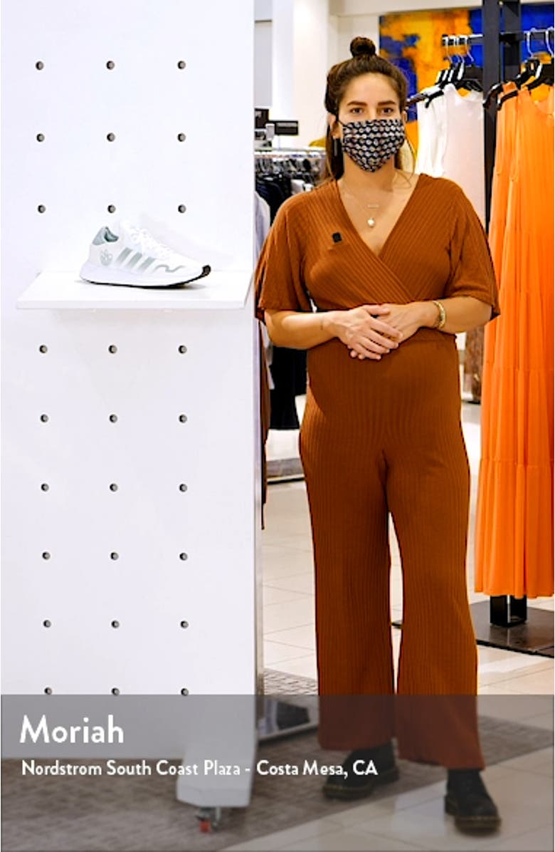 Swift Run X Sneaker, sales video thumbnail