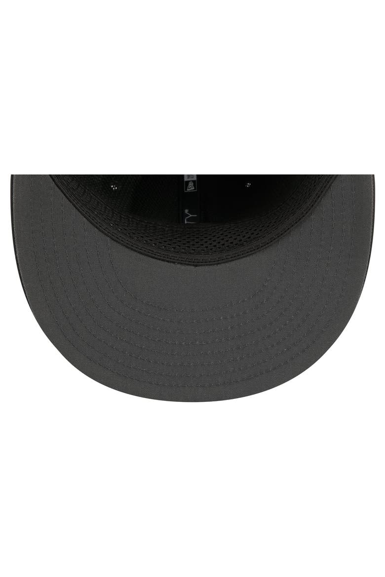 Men's New Era Black Las Vegas Raiders 2026 Sideline 9FIFTY Snapback Hat, Alternate, color, Black