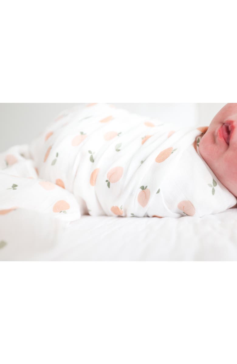 Lulujo Hello World Hat & Swaddle Set, Alternate, color, Peaches