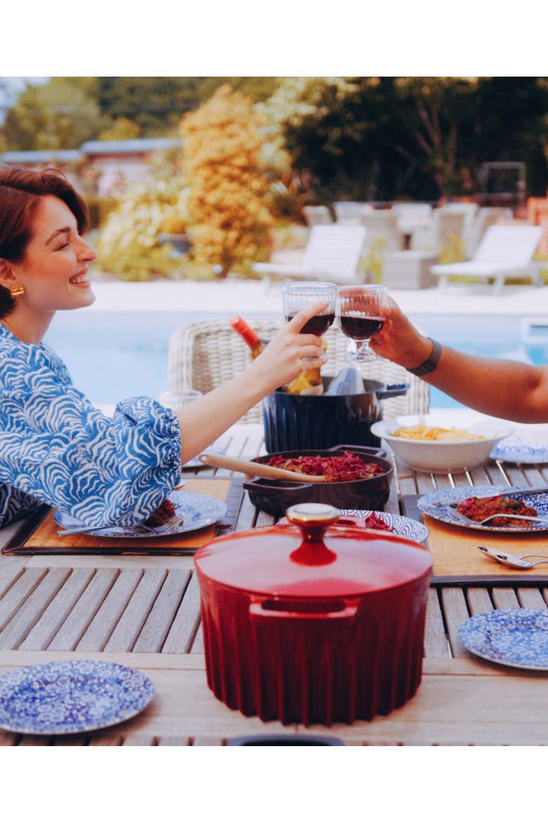 FIREUP Rapid Heat Enameled Cast Iron 5.5-Quart Dutch Oven, Alternate, color, Rosso Red