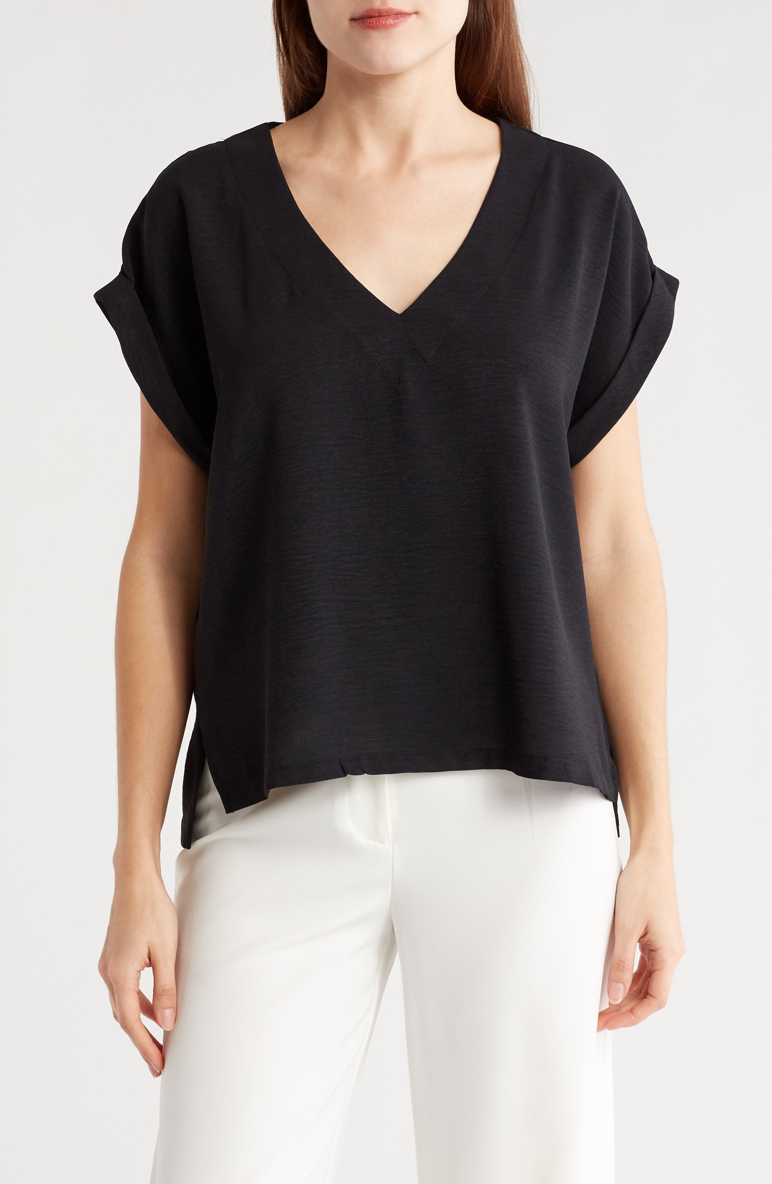 Bobeau Airflow V-Neck Top