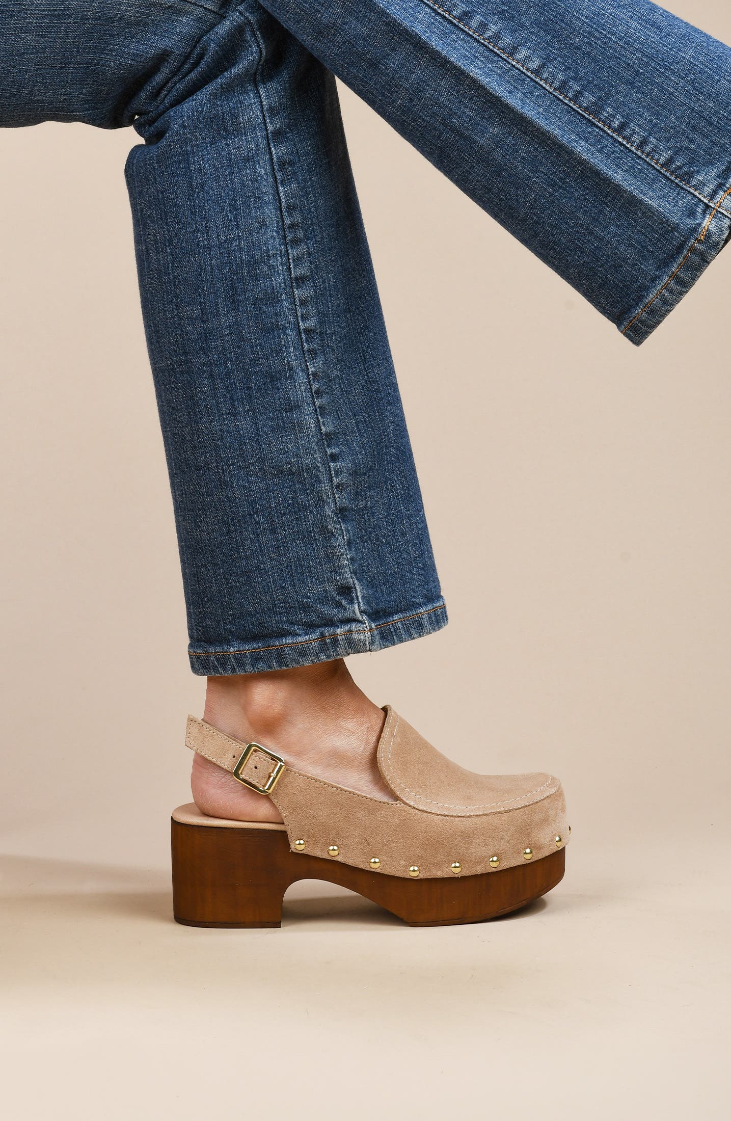 Backlot Leather Clog, Alternate, color, TAUPE