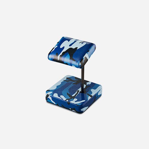 Wolf Elements Single Static Watch Stand In Water