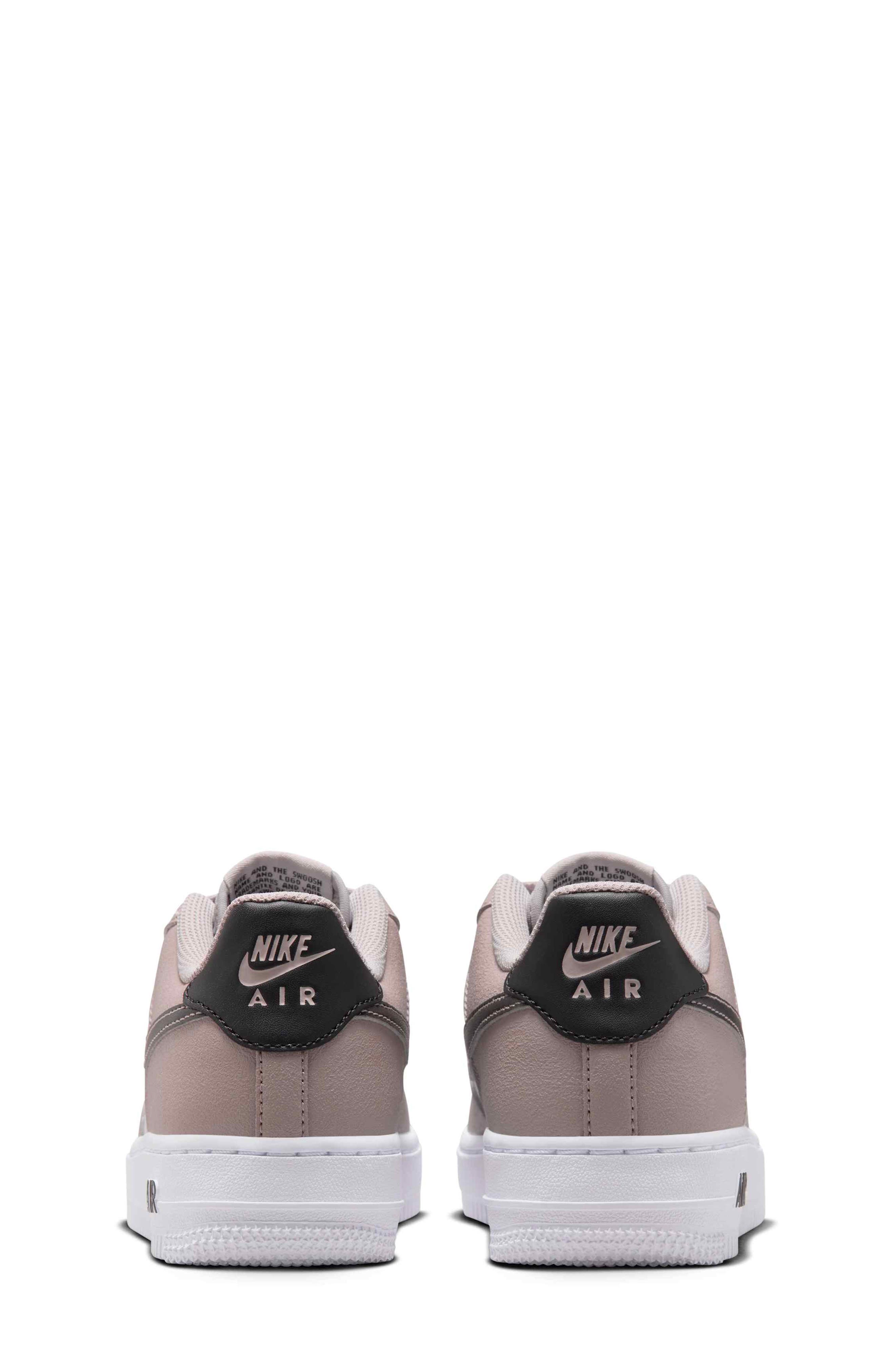 Nike Air Force 1 Basketball Sneaker, Alternate, color, 