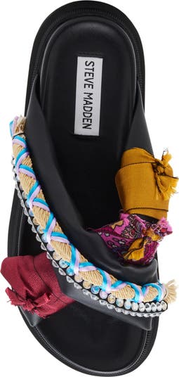 【レディース】Steve Madden Leisure Embellished サンダル Steve Madden Women's Leisure Scarf Embellished Footbed