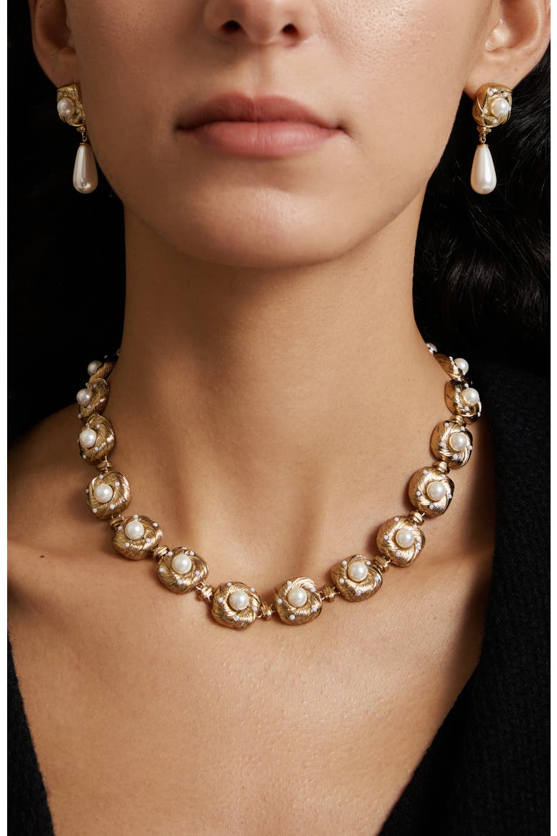 Canary Necklace, Alternate, color, Gold & White