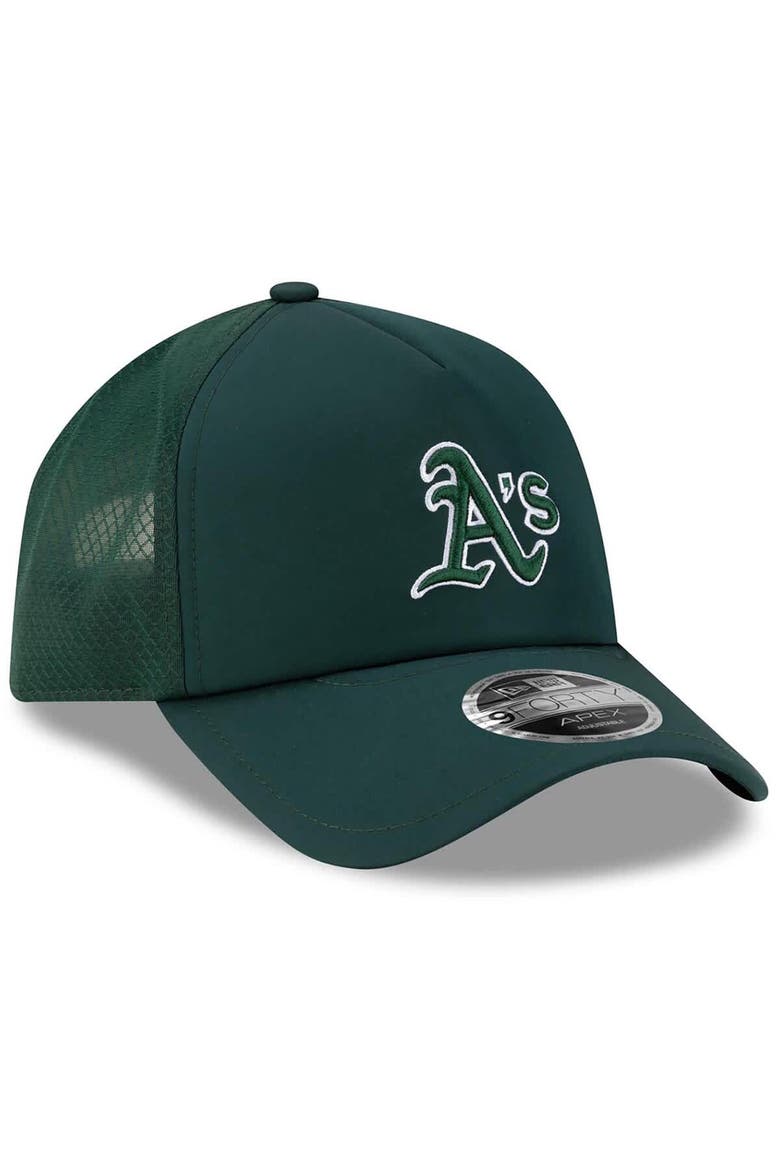 Men's New Era Green Athletics 2026 Batting Practice Apex 9FORTY Adjustable Trucker Hat, Alternate, color, Green