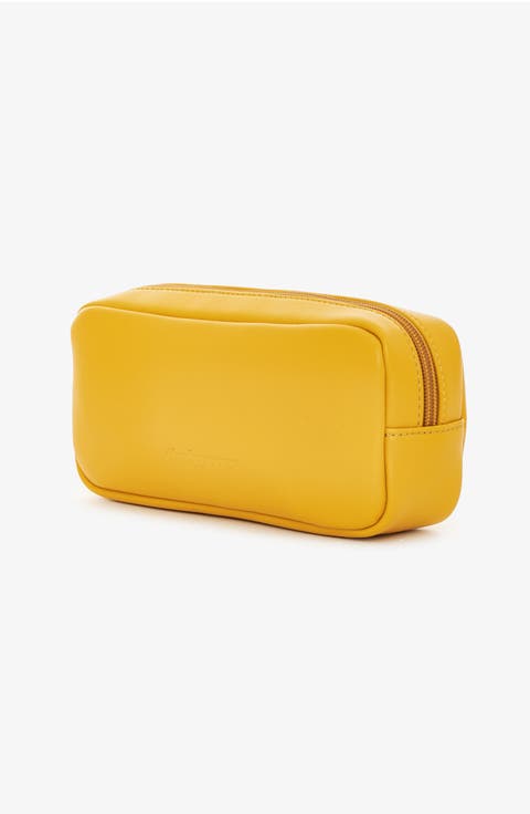 Essentials Pouch