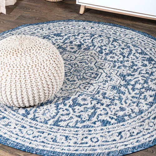Jonathan Y Sinjuri Medallion Textured Weave Indoor/outdoor Round Area Rug In Navy/gray