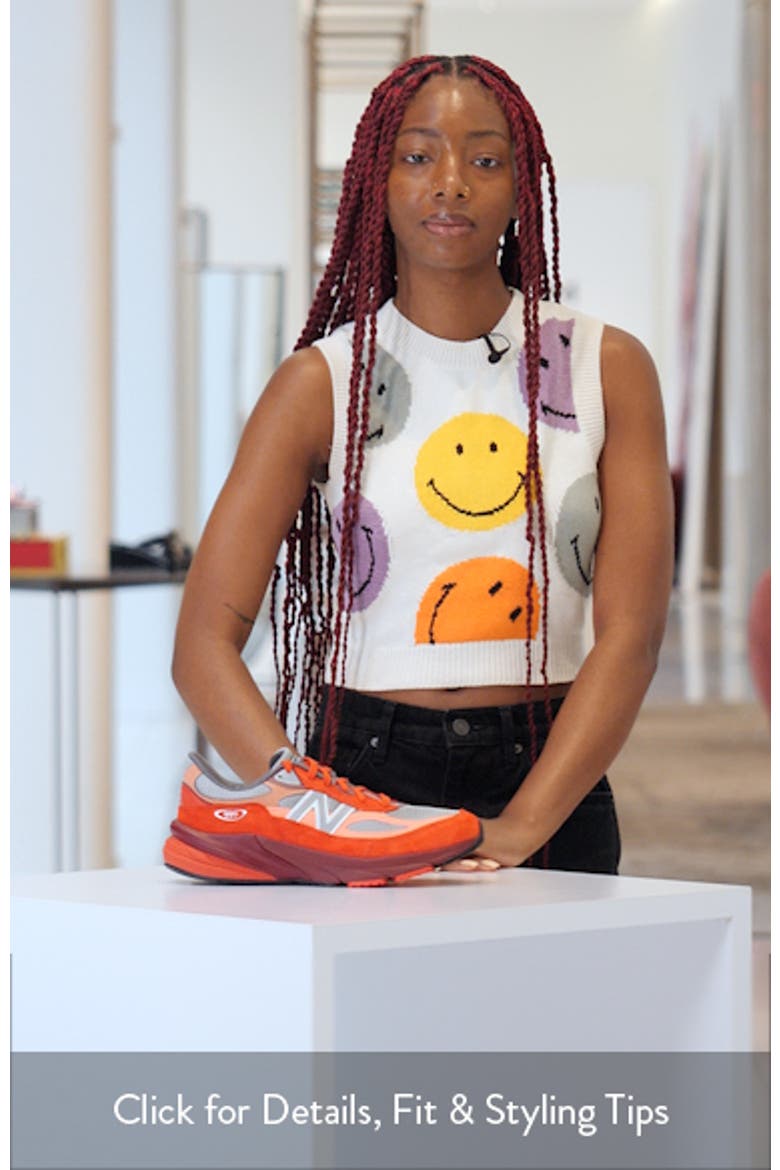 Gender Inclusive Made in USA 990 v6 Sneaker video