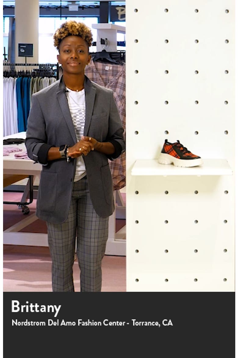 Rowen Sneaker video