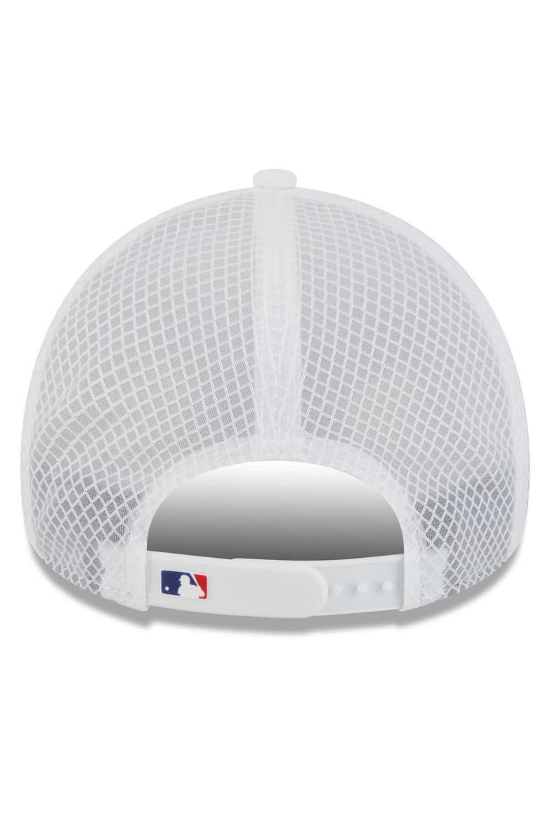 Men's New Era White Los Angeles Dodgers 2026 Batting Practice Apex 9FORTY Adjustable Trucker Hat, Alternate, color, White