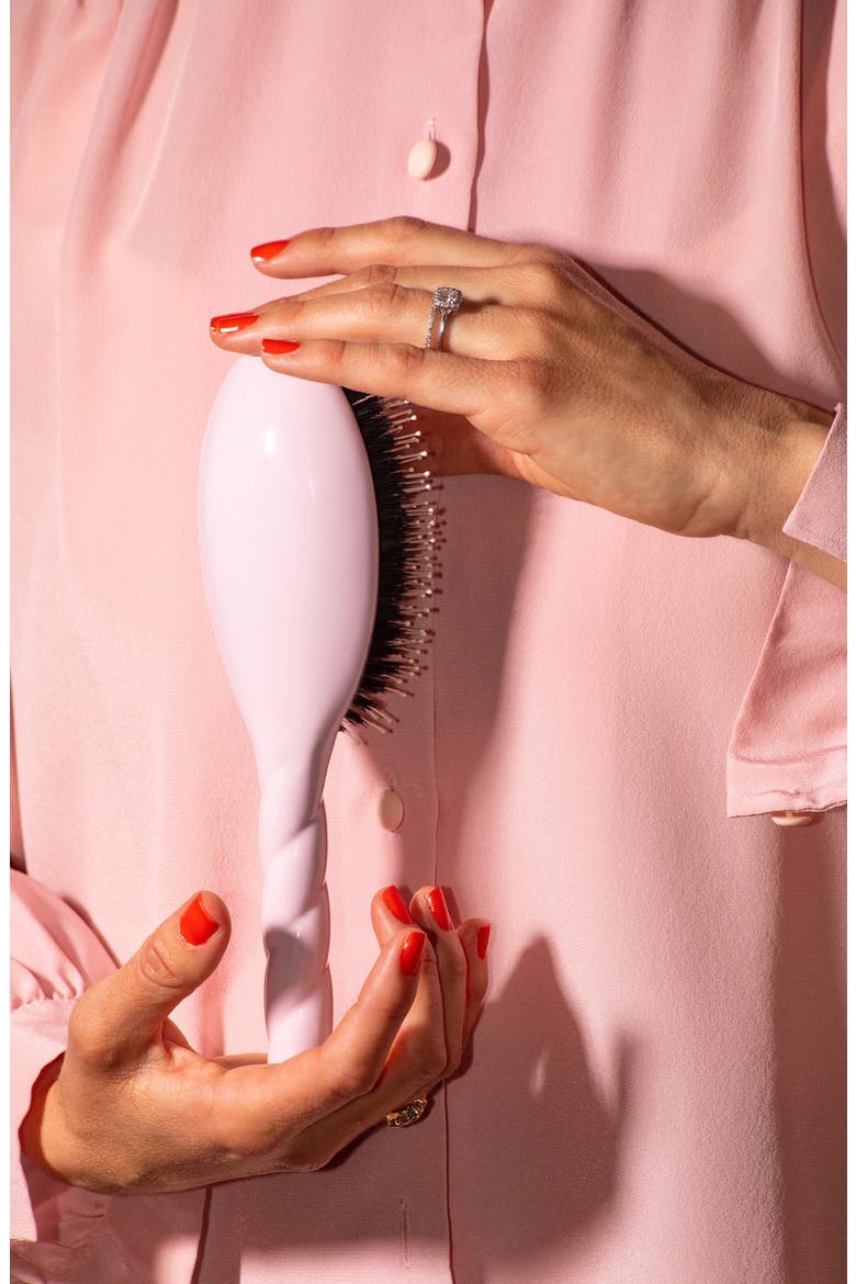 N.03 The Large Gentle Scalp Care Hairbrush, Alternate, color, LILAC PINK