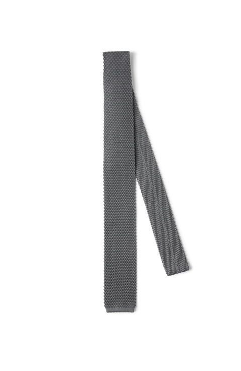 Knit necktie