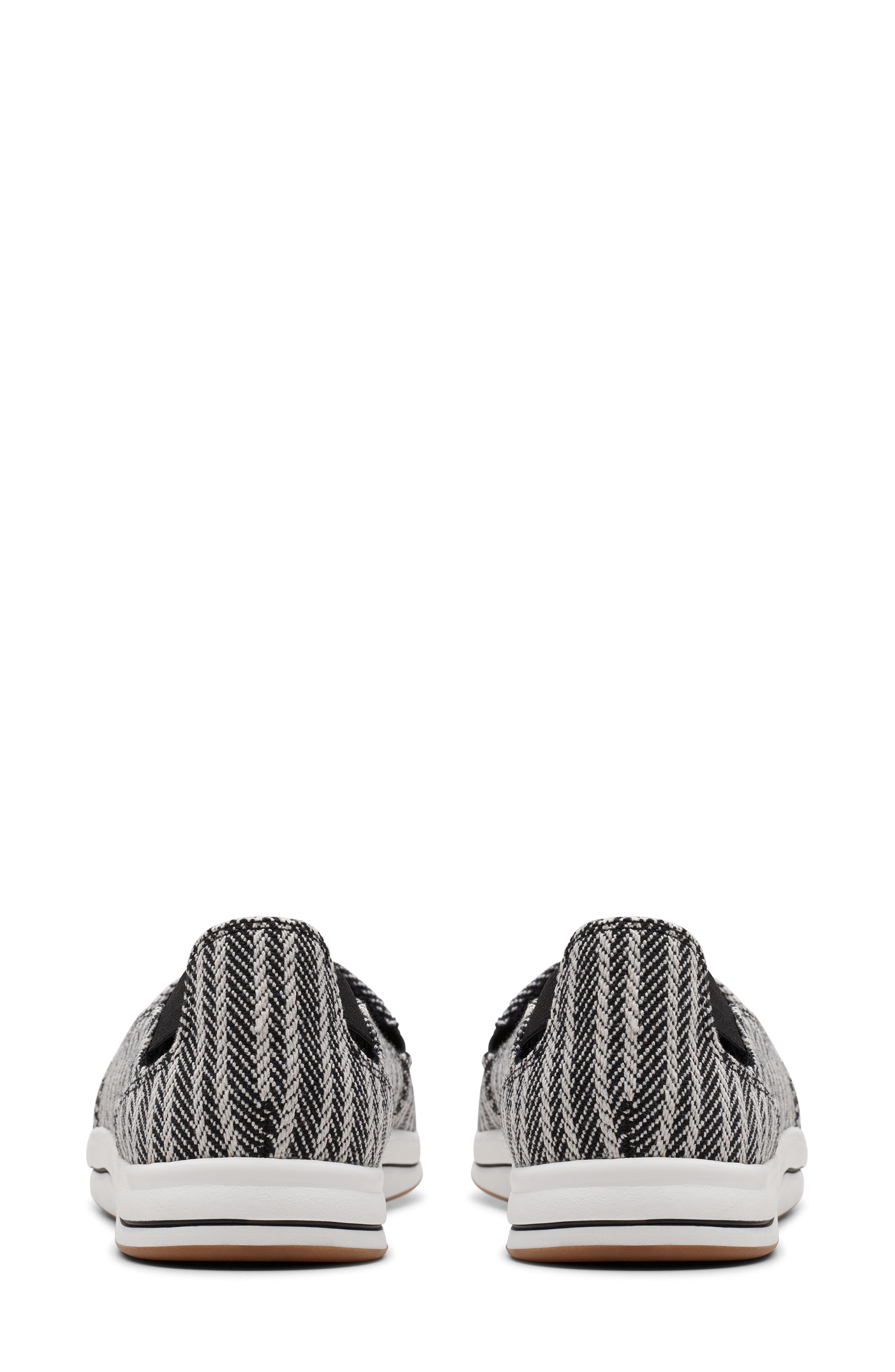 Clarks<sup>®</sup> Breeze Step II Sneaker, Alternate, color, 