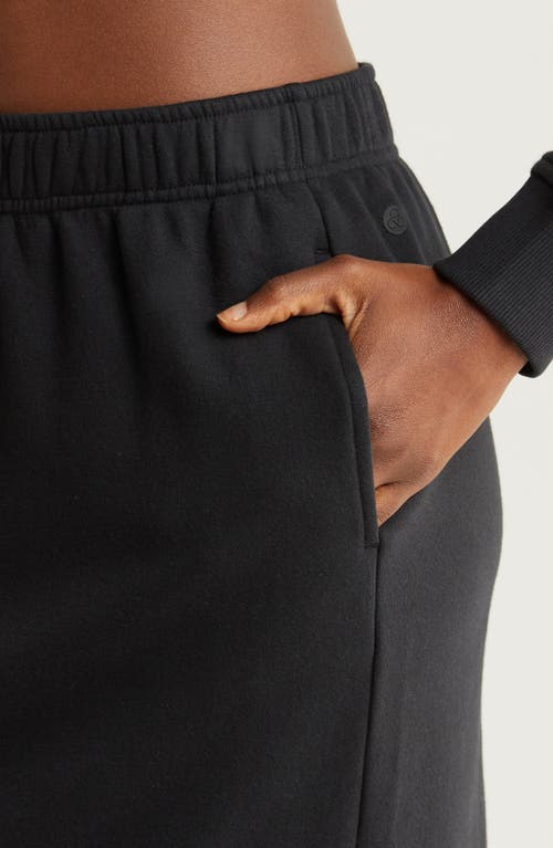 Zella Cloud Fleece Midi Skirt In Black