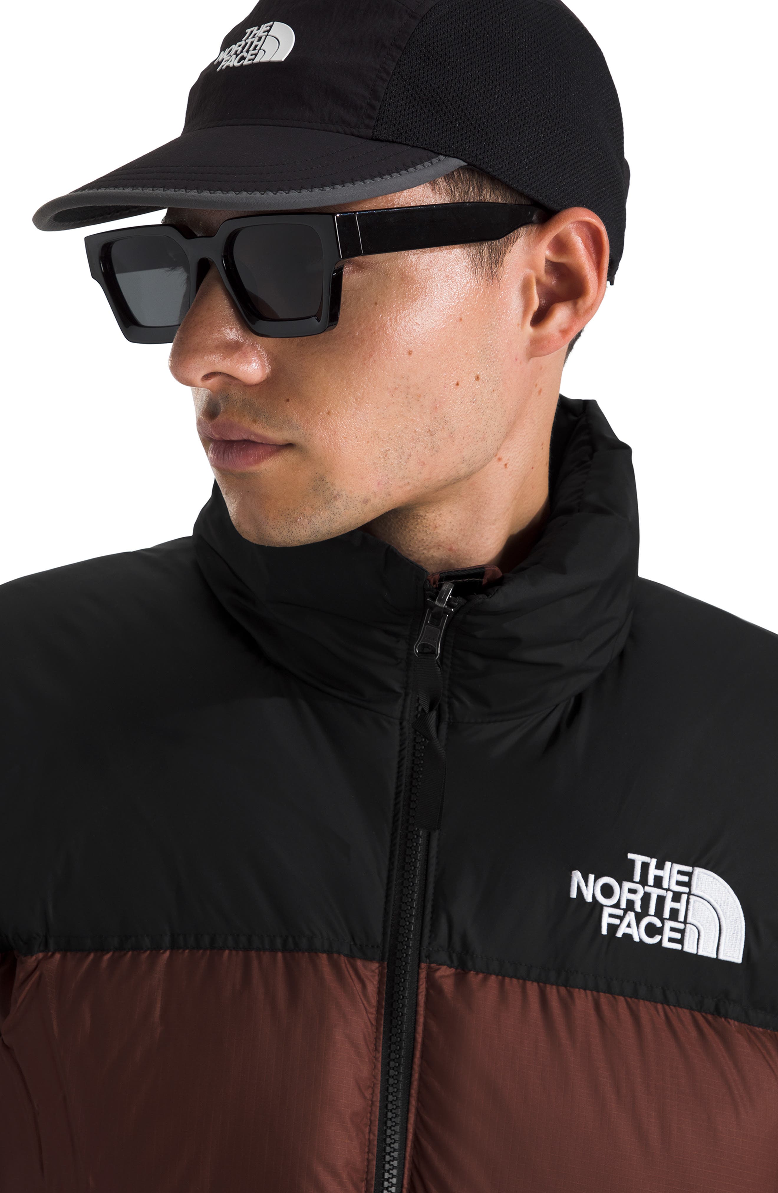 Мужские куртки The North Face 1996 Retro Nuptse 700 Fill Power Down Packable Jacket — фото 8