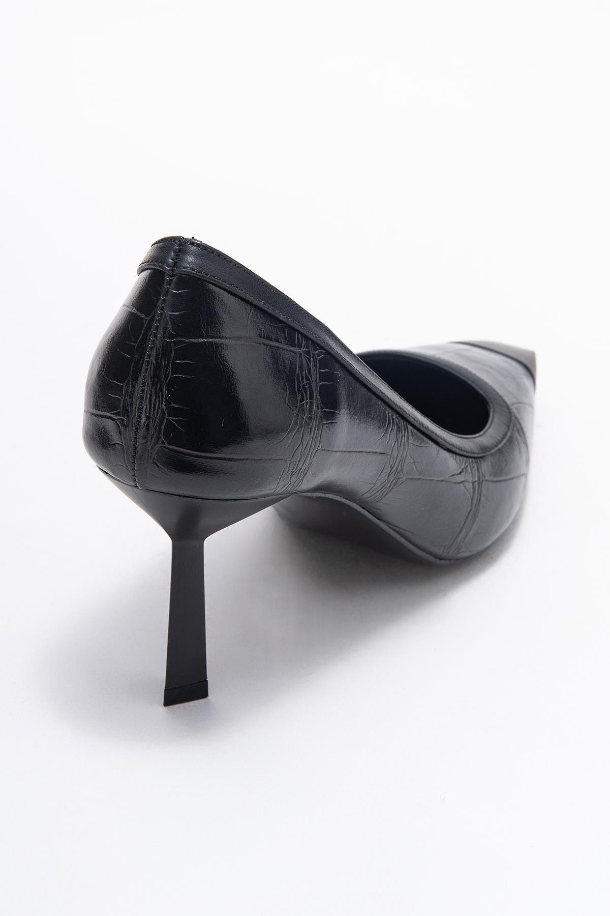 Rona Pointed Toe Pump, Alternate, color, Black Printed