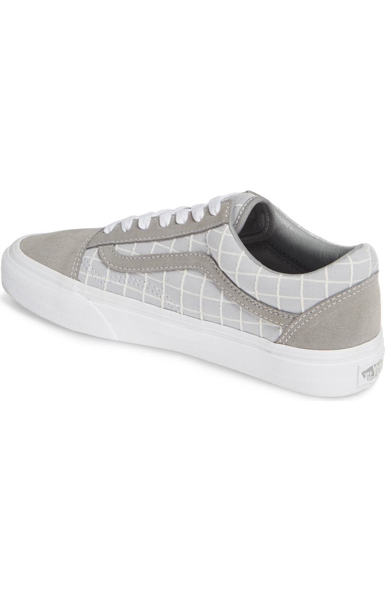 Vans Old Skool Sneaker, Alternate, color,