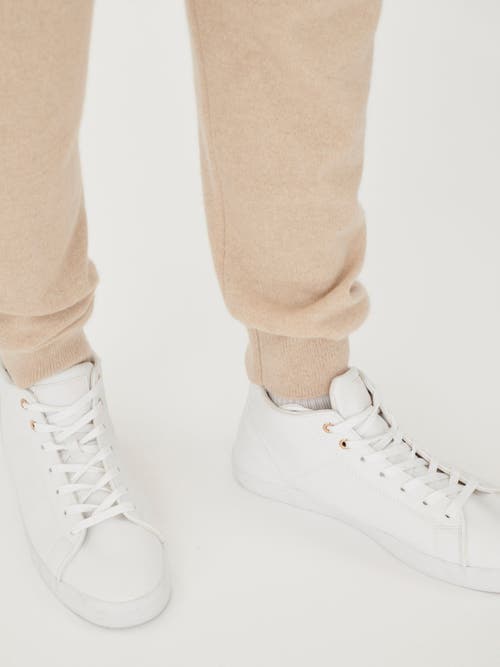 Gobi Mongolian Cashmere Cashmere  Jogger In Beige