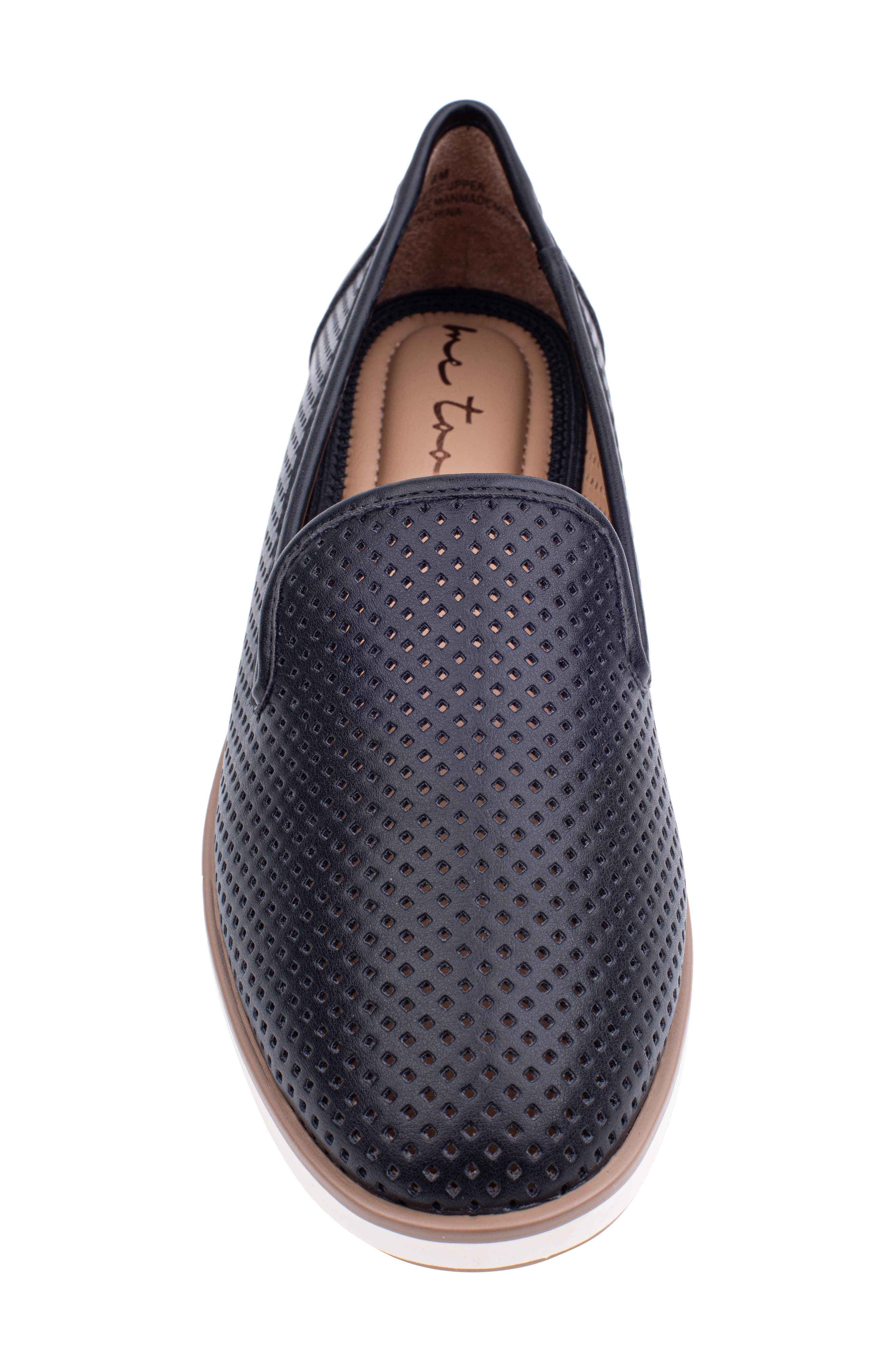 Me Too Bonni Loafer, Alternate, color, Black