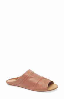Perfecta Slide Sandal
