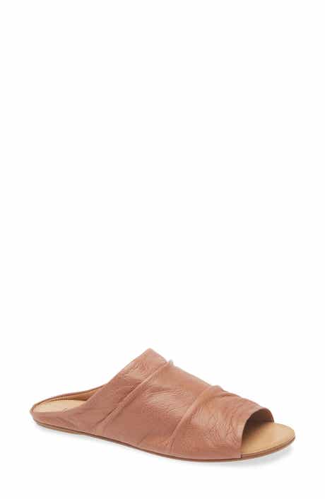 Perfecta Slide Sandal