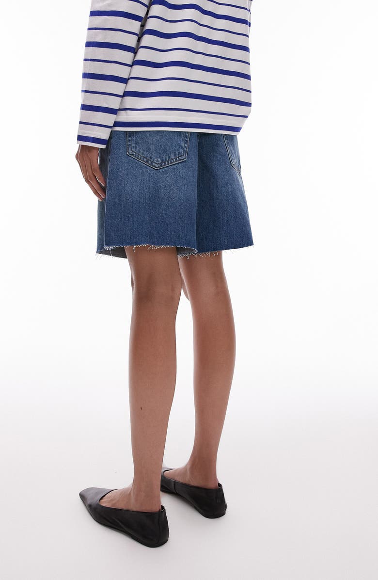 Topshop Loose Fit Raw Hem Cutoff Denim Shorts, Alternate, color, Medium Blue