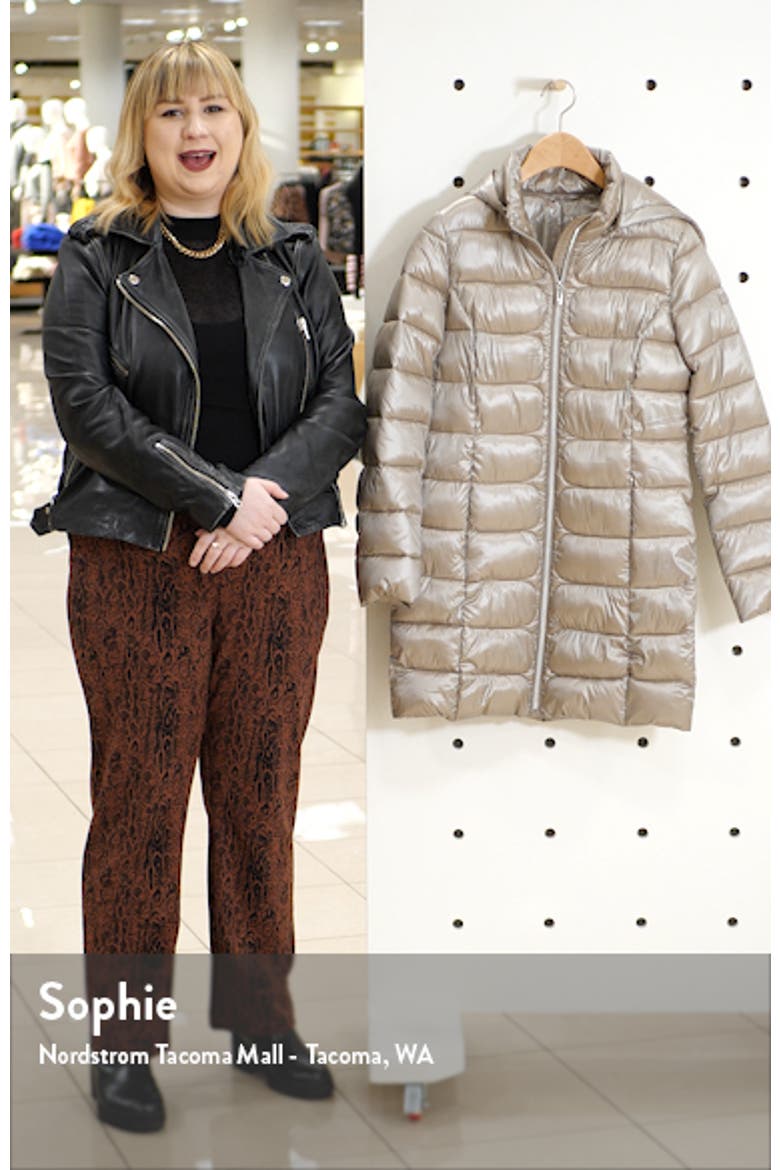 Three-Quarter Packable Puffer Jacket video