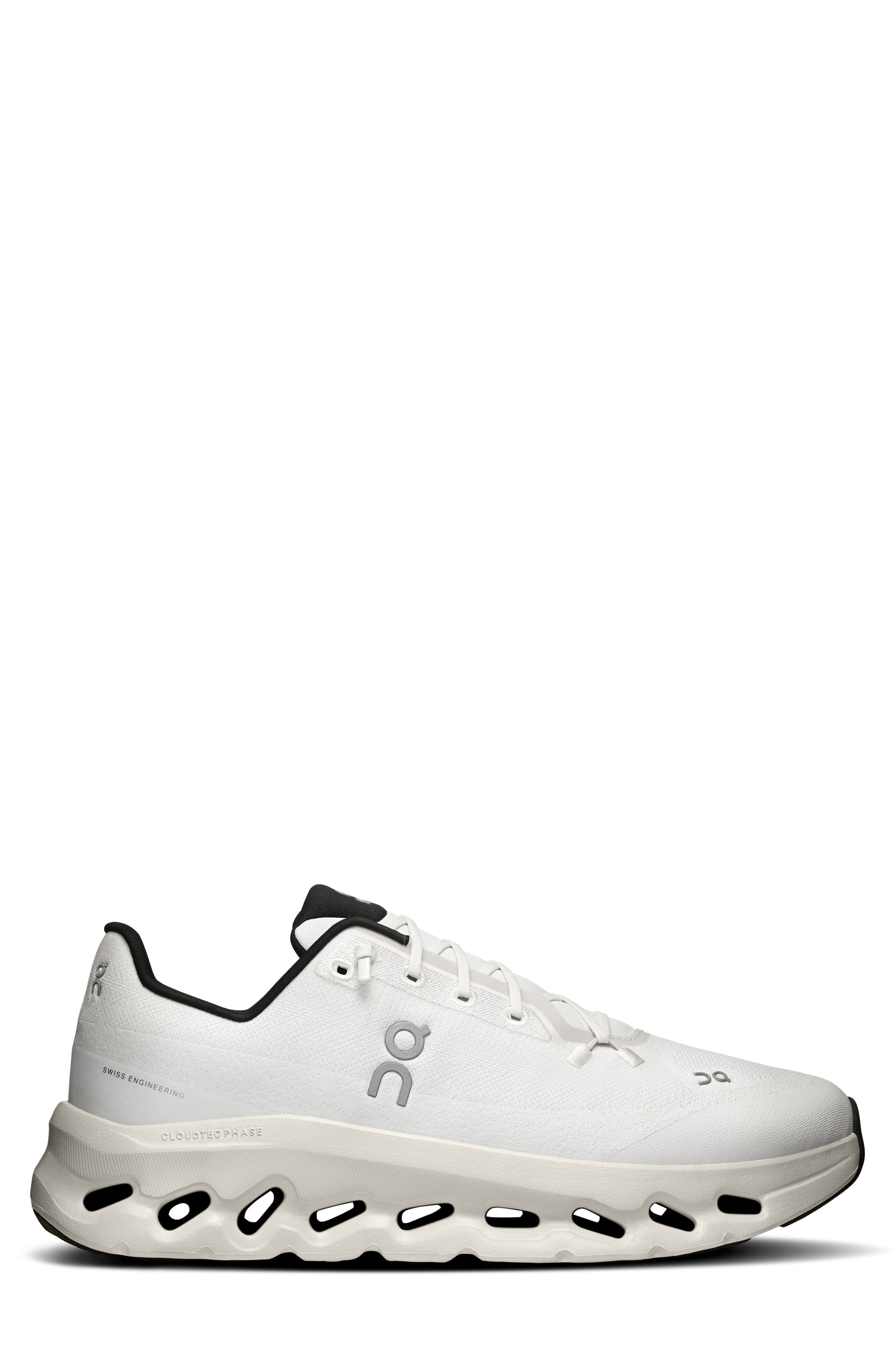 Cloudtilt Running Shoe