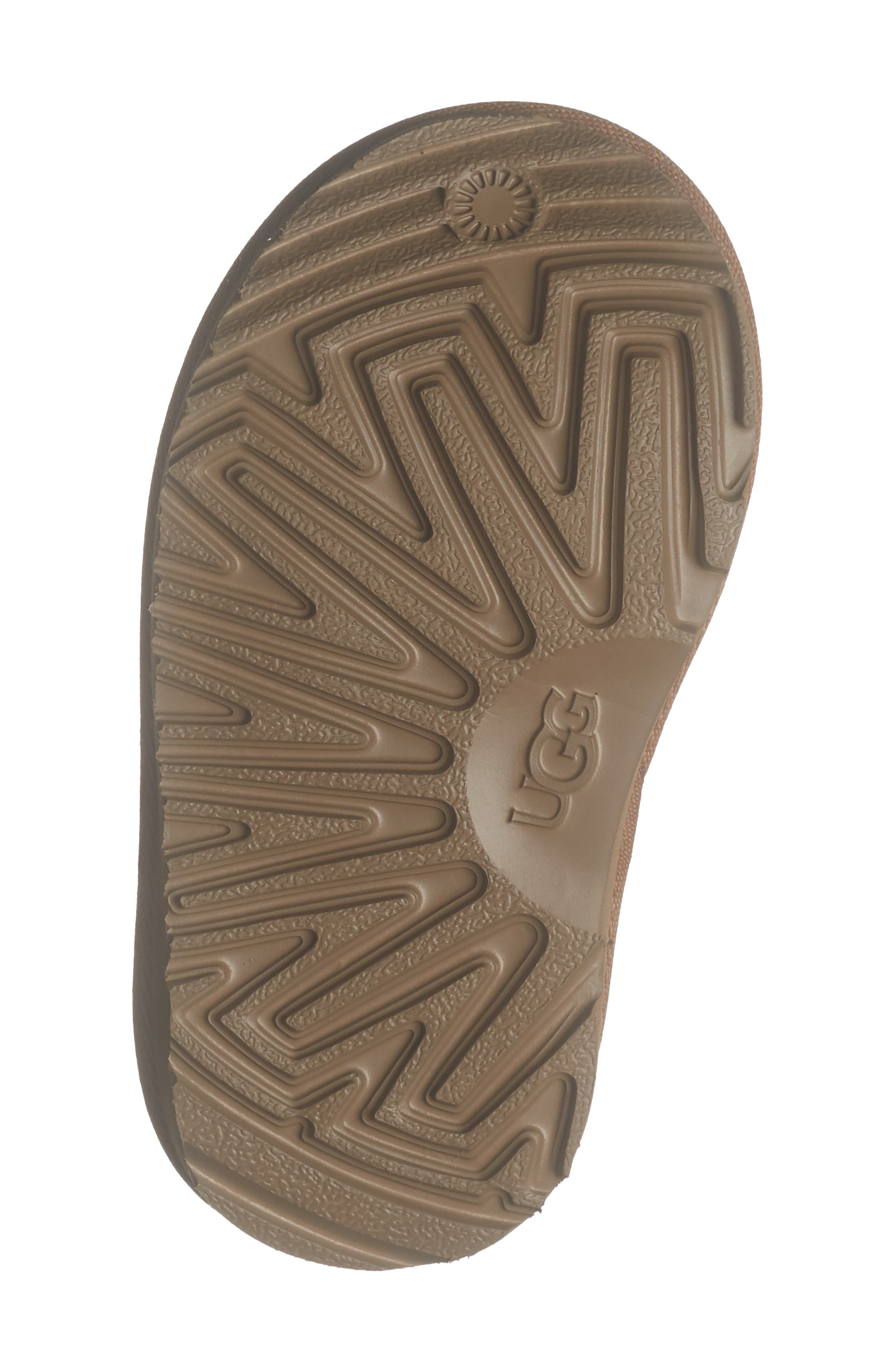 Kids' Classic Ultra Mini Taslyn Boot, Alternate, color, CHESTNUT