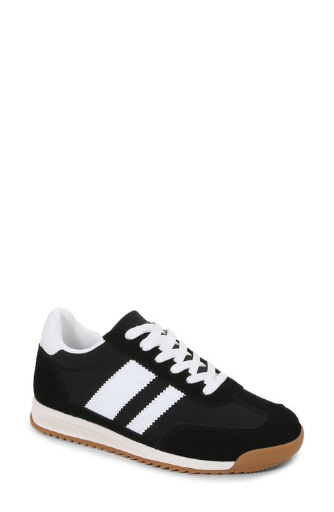 Skye Sneaker
