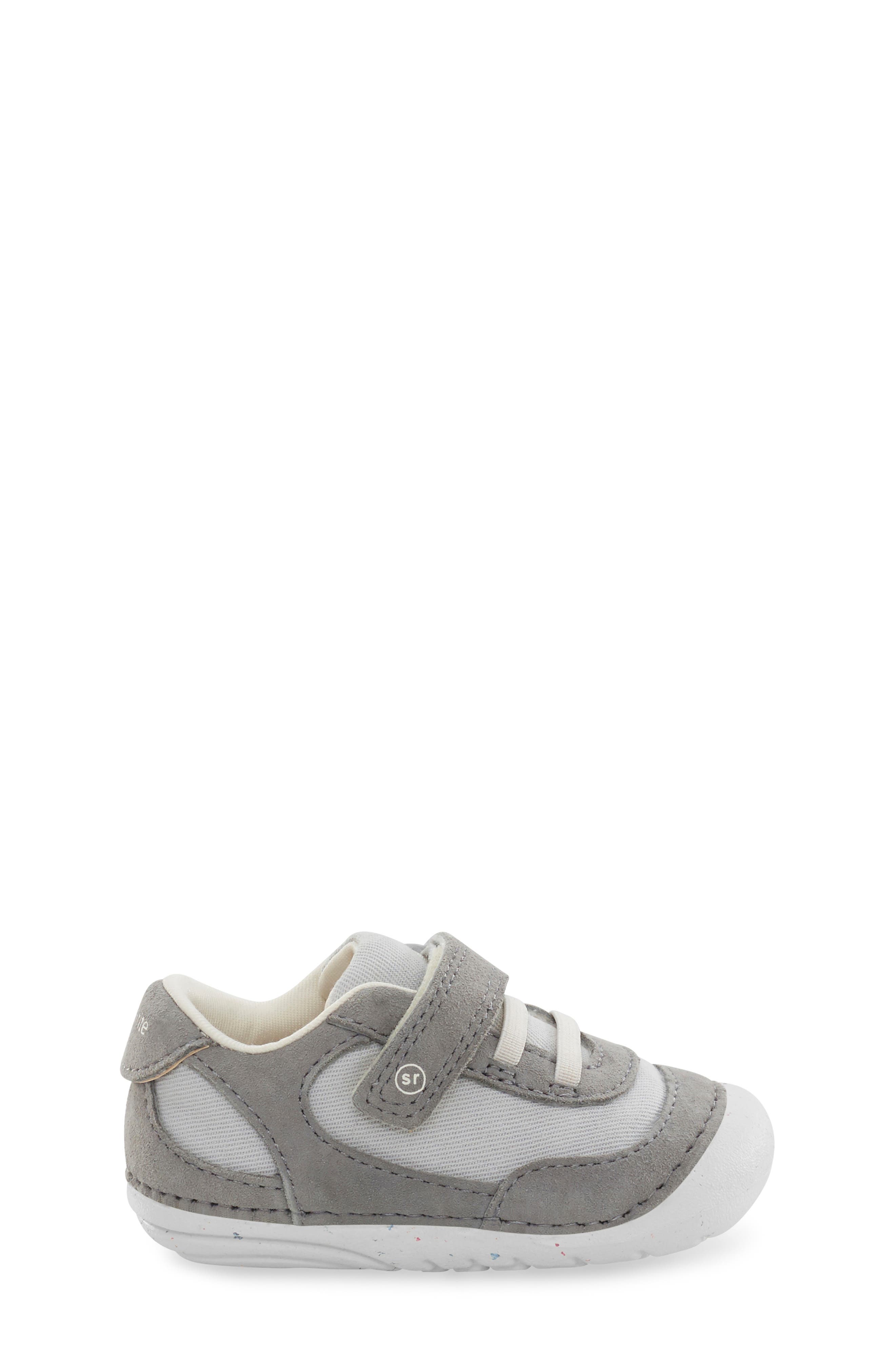 Stride Rite Kids' Sprout Sneaker, Alternate, color, Light Grey