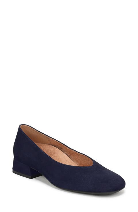 Petra Leather Pump